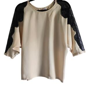 AKA New York Silk Peach/Pink Blouse with Black Lace Sleeves Size Small